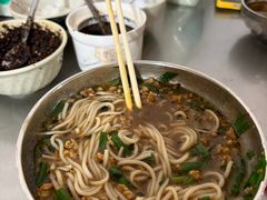 -正宗杨记普洱酸醋米线(总店)