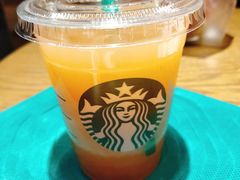 冰摇桃桃乌龙茶-星巴克(天津五大道店)