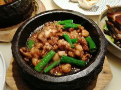 石锅杭椒牛蛙-桂满陇-十里风荷(合生汇店)