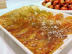 烤土豆-早酒肖汉老味拌面