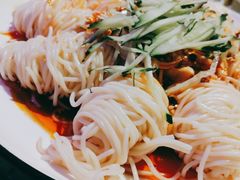 -巴特餐饮6加1音乐餐吧·新疆菜