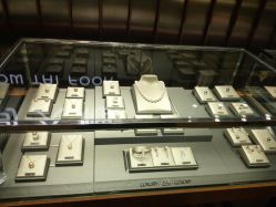 -周大福荟馆JEWELRIA(宝安南路华润万象城店)