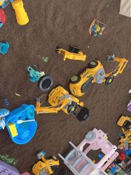 -孩子王(昆山招商花园城店)