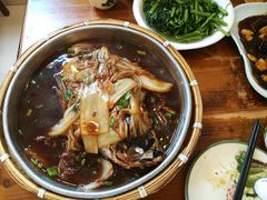 -侬佳蒸菜馆(听潮店)