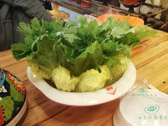 -霄汉牛三鲜湖北砂锅菜(万松园2店)