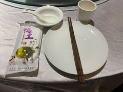 -鸭王烤鸭店(三里河店)