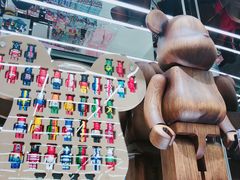-泡泡玛特POPMART(侨福芳草地店)