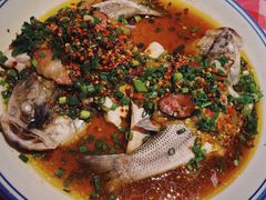三椒蒸鲈鱼-荆九爷爆炒桥头三嫩(浙大店)