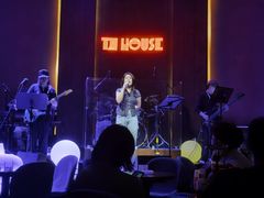 -TZ House音乐现场(来福士中心店)