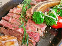 -斯普汇生蚝牛排馆(中骏世界城店)