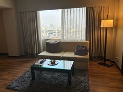 -曼谷湄南河畔华美达广场酒店