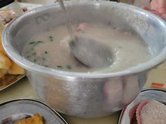 -洲心明记烧肉大粥(总店)
