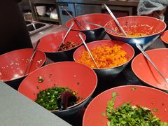 -鹤江桥·红油牛肉粉(SKP店)