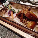 这道我不推荐。白玉贝口感很劲道，锻炼咬肌