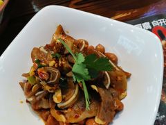 -黑白电视长沙小吃(美林M·LIVE天地东座店)