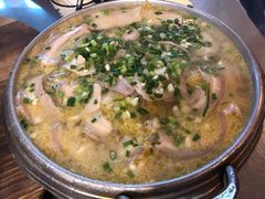 -东北农家院·铁锅炖(莘庄店)