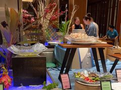 -亚龙湾希尔顿自助餐厅·海鲜·烧烤·沙滩BBQ·现场乐队