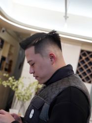 -杜川男士理发馆