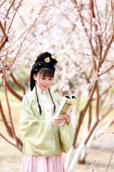 -九月鹰飞汉服摄影工作室