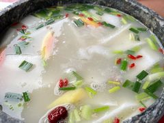 -墨脱石锅椰子鸡•香草鸭•东山羊(大东海店)