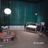 逛香云见萩展