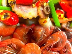 -三亚火车头万人海鲜广场