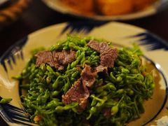 -Cuc Gach Quan Restaurant