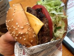 -The Habit Burger Grill 哈比特汉堡(复兴soho店)