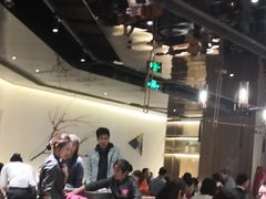 大堂-捞王锅物料理(上海世茂广场店)