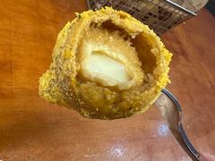 -BHC炸鸡(明洞总店)