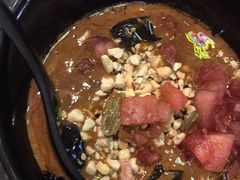 翻砂红糖手工冰粉-何师烧烤·香辣蟹·川菜·30年老品牌(太古里旗舰店)