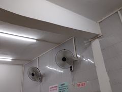 -威邵鸡煲(西华路总店)