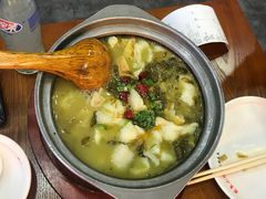 -周鱼小馆石锅酸菜鱼(活力汇店)