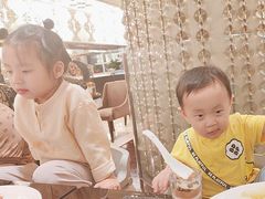 -圣丰索菲特·2 On 988 Café 自助餐厅
