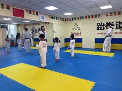 -哈喽实战跆拳道·跳绳·体能(慈云寺馆)