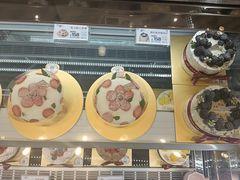 -花花卷卷·鲜食蛋糕(静安久光百货店)