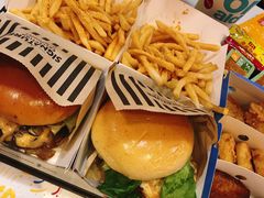 -麦当劳(水坑尾街店)