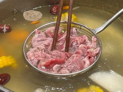 -四点金粥底火锅(沂州里店)