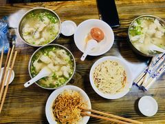 -依云煎包店