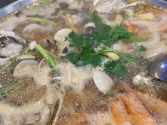 -蚝美人·生蚝海鲜烧烤(茶花园店)