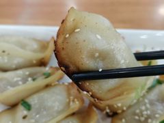 -小姜锅贴(凤凰街店)