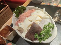 -廖掌柜·重庆鲜货火锅(上海首店)