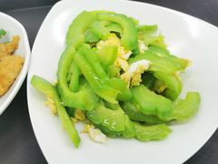 -深圳大学城荔园一食堂(校园路)