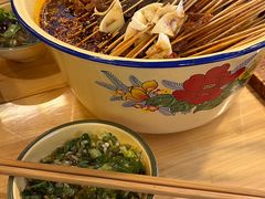 -拈签一笑黄牛肉辣卤串串