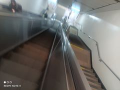 -奥体中心(地铁站)