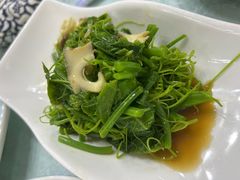 -六和聚传统烤鸭.天津菜(和平店)