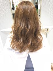 -PE SALON