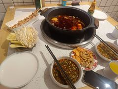 -佬缸炮江湖川菜(玉林店)