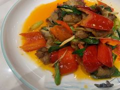 -犇逸·乐山跷脚牛肉·四川现炒(览海店)