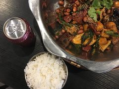 -愉肴麻辣香锅(中北镇店)